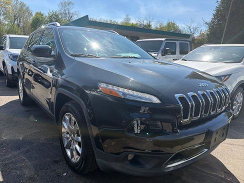 Used 2016 Jeep Cherokee Limited image 3