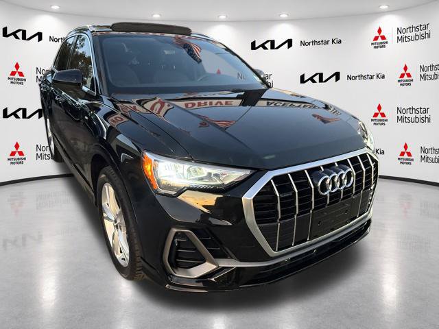 Used 2020 Audi Q3 2.0T Premium w/ Convenience Package AWD/4WD image 12