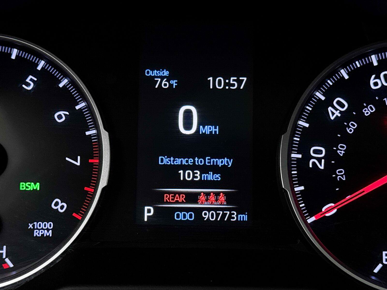 Used 2020 Toyota RAV4 XLE w/ Convenience Package FWD image 36