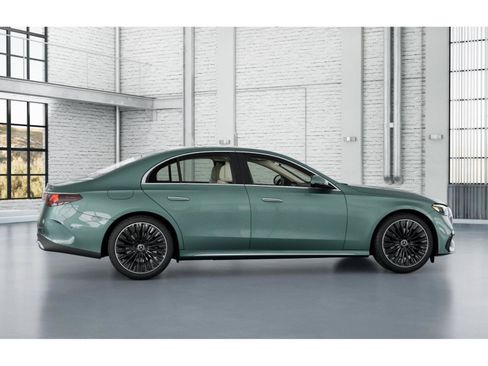 New 2026 Mercedes-Benz E 350 4MATIC Sedan image 17