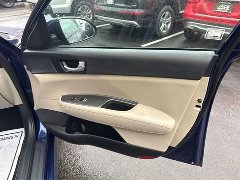 Used 2017 Kia Optima LX w/ Convenience Plus Package image 20