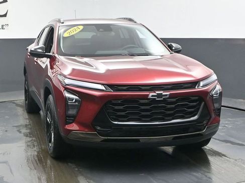 Used 2024 Chevrolet Trax ACTIV w/ Driver Confidence Package image 50