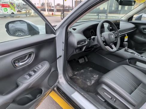 New 2026 Honda HR-V EX-L image 13