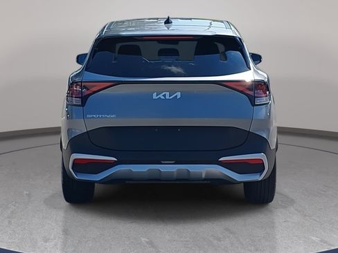 Used 2024 Kia Sportage EX FWD image 6