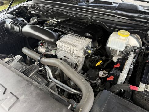 Used 2022 RAM 1500 Laramie image 32