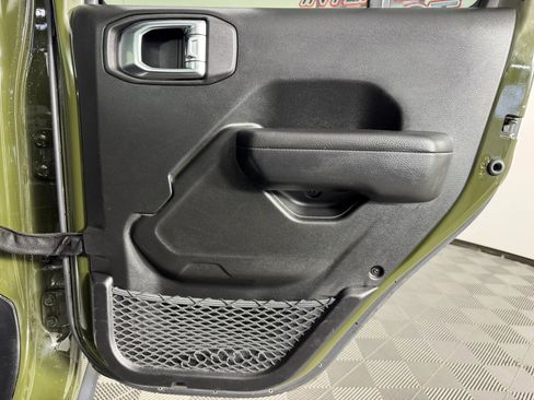 Used 2023 Jeep Gladiator Sport AWD/4WD image 41