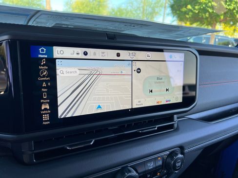 New 2025 Jeep Wrangler Rubicon w/ Steel Bumper Group image 12