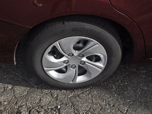 Used 2015 Honda Civic LX image 11