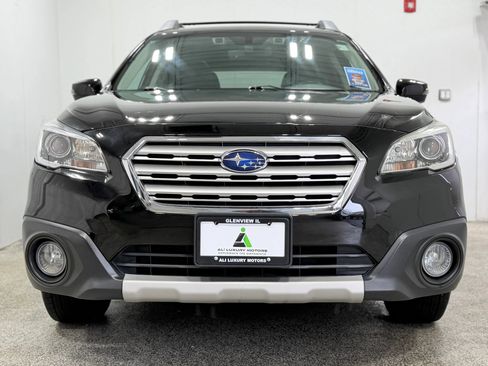 Used 2017 Subaru Outback 2.5i Limited AWD/4WD image 2
