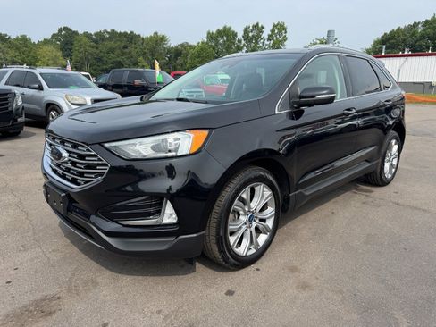 Used 2019 Ford Edge Titanium AWD/4WD image 1