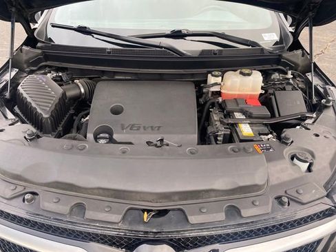 Certified 2024 Buick Enclave Essence w/ Sport Touring Edition image 23