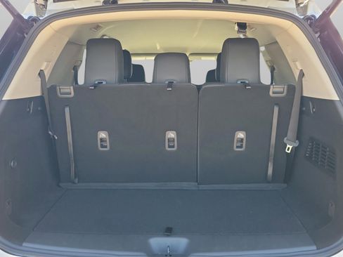 New 2025 Nissan Pathfinder SL image 9