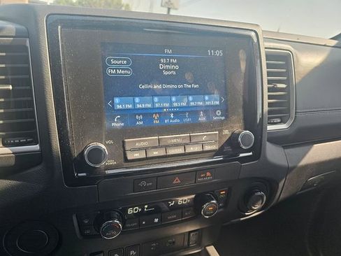 Used 2024 Nissan Frontier SV w/ SV Convenience Package image 24