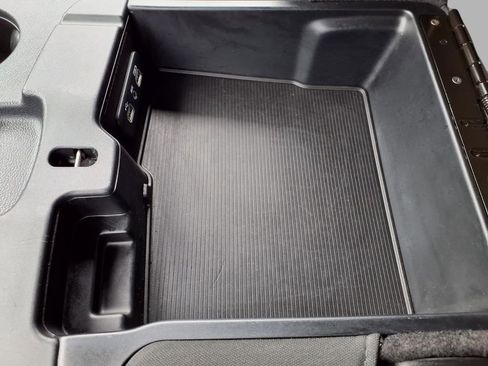 Used 2024 RAM 1500 Classic Warlock AWD/4WD image 10