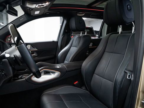 Used 2023 Mercedes-Benz Maybach GLS 600 4MATIC image 18