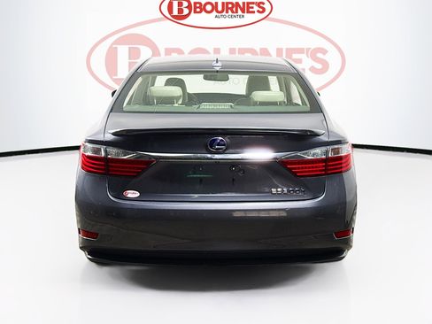 Used 2014 Lexus ES 300h w/ Premium Package w/Bamboo Trim image 10