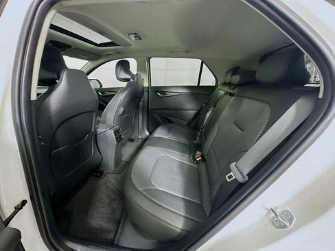 Used 2023 Kia Niro Wave image 28