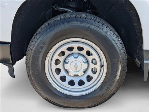 New 2025 Chevrolet Silverado 1500 W/T image 9