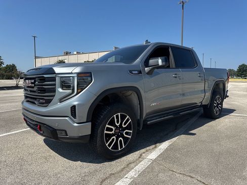 Used 2026 GMC Sierra 1500 AT4 w/ AT4 Premium Package AWD/4WD image 2