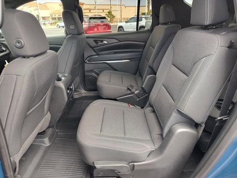 New 2026 Chevrolet Traverse LT w/ LPO, Floor Liner Package FWD image 6