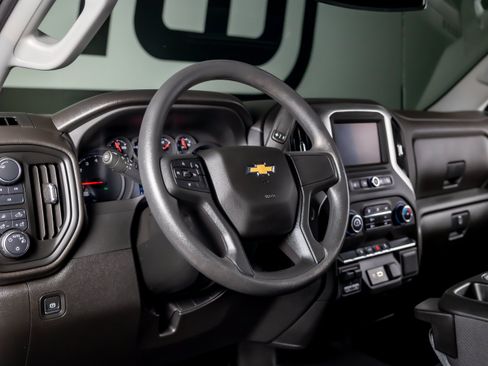 Used 2025 Chevrolet Silverado 3500 W/T AWD/4WD image 22