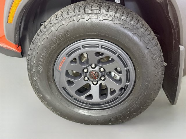 Used 2025 Nissan Frontier PRO-4X w/ Interior Protection Package AWD/4WD image 37