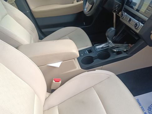 Used 2015 Subaru Legacy 2.5i Premium AWD/4WD image 25