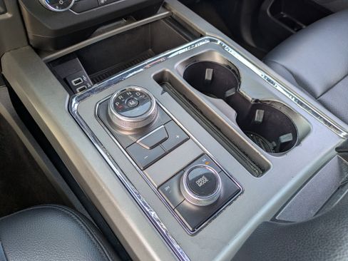 Used 2019 Ford Expedition Max XLT w/ Equipment Group 201A image 28