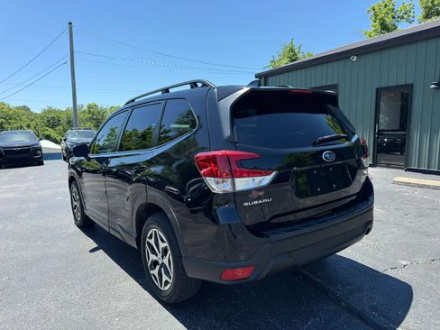 Used 2024 Subaru Forester Premium AWD/4WD image 4