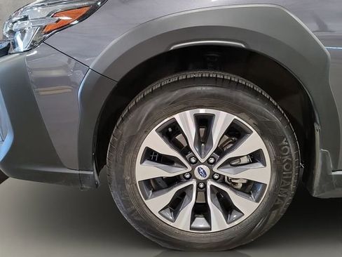 Used 2025 Subaru Outback Limited AWD/4WD image 23