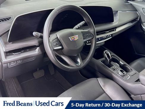 Used 2025 Cadillac XT4 Premium Luxury AWD/4WD image 11