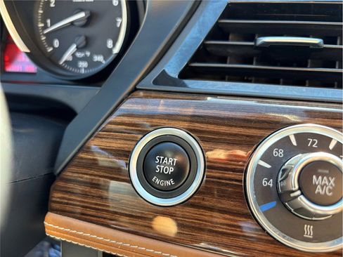 Used 2015 BMW Z4 sDrive35i image 23