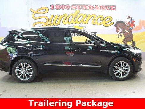 Used 2023 Buick Enclave Avenir image 1