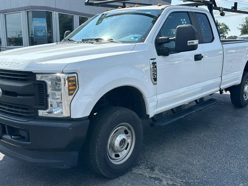 Used 2019 Ford F250 XL w/ Power Equipment Group AWD/4WD image 1
