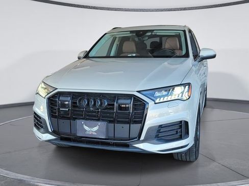 Used 2023 Audi Q7 2.0T Premium Plus w/ Premium Plus Package image 3