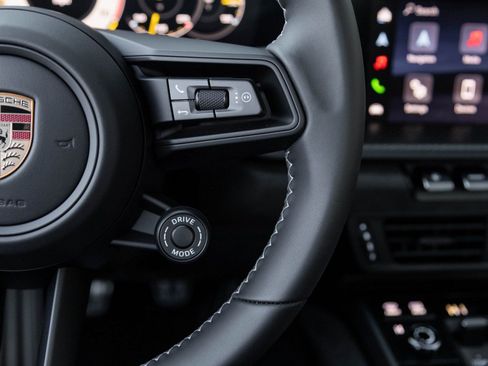 Certified 2026 Porsche 911 GT3 image 16