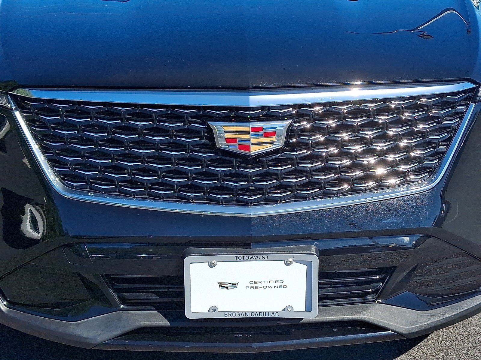 Certified 2024 Cadillac XT4 Premium Luxury AWD/4WD image 9