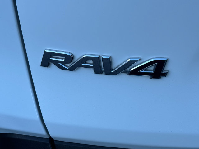 Certified 2025 Toyota RAV4 LE FWD image 10