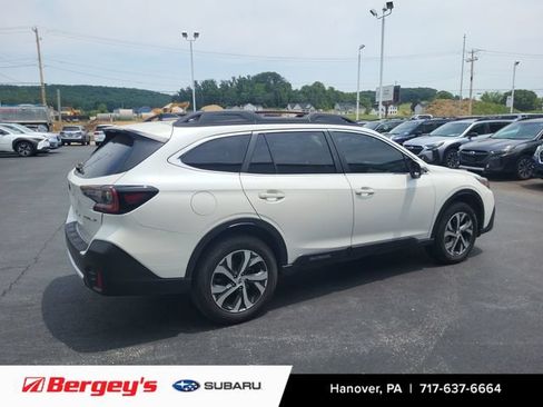 Used 2022 Subaru Outback Limited AWD/4WD image 5