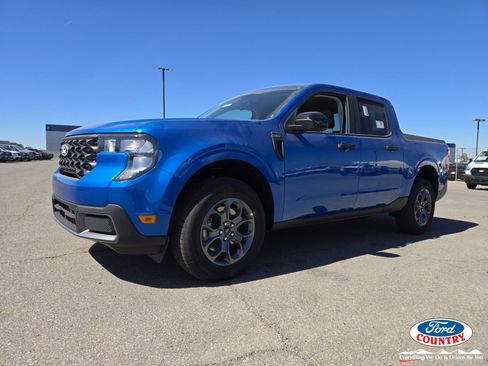 New 2026 Ford Maverick XLT w/ XLT Luxury Package image 2