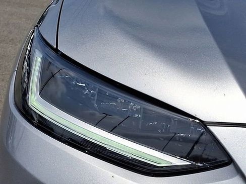 Used 2023 Honda HR-V LX image 25