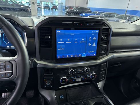 Used 2023 Ford F150 Lariat w/ Equipment Group 502A High AWD/4WD image 21