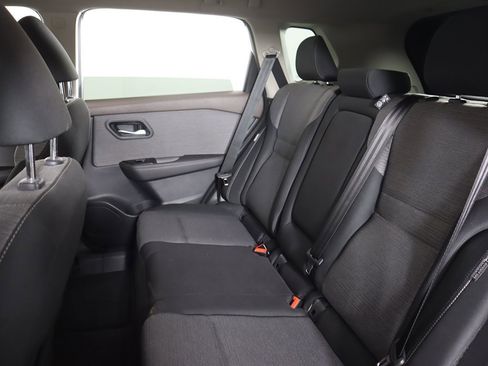 Used 2022 Nissan Rogue SV image 31