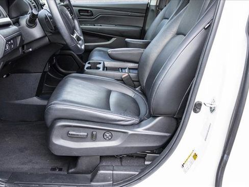 Used 2023 Honda Odyssey EX-L image 11