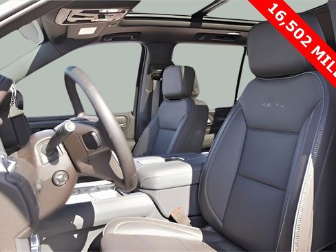 Used 2024 GMC Yukon Denali image 63