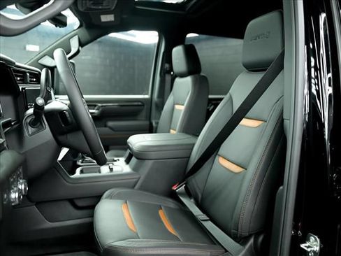 New 2026 GMC Sierra 2500 AT4 w/ AT4 Premium Plus Package AWD/4WD image 31