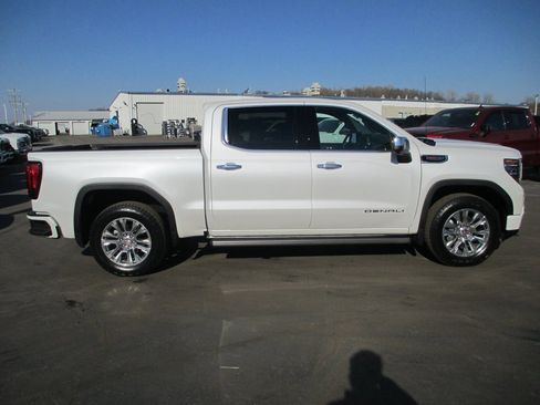 Certified 2022 GMC Sierra 1500 Denali w/ Technology Package image 4