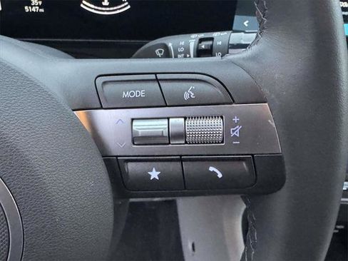 Used 2025 Hyundai Kona SEL image 23