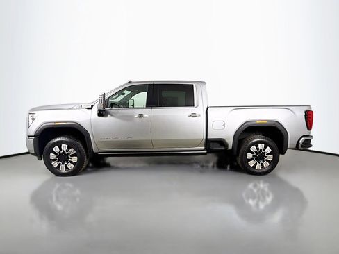 Used 2024 GMC Sierra 2500 Denali w/ Denali Reserve Package image 4