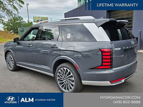 New 2026 Hyundai Palisade Calligraphy FWD image 6